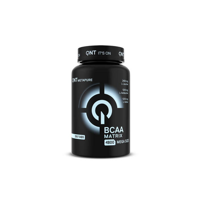 Suplemento BCAA Matrix de QNT Sports en cápsulas con aminoácidos esenciales para el rendimiento deportivo.